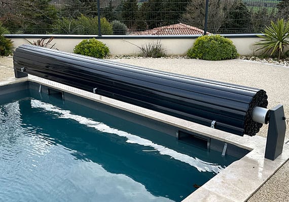 Lames polycarbonate Noir fumé pour volet de piscine